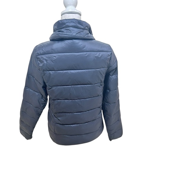 Abercrombie & Fitch black zip up  Puffer Jacket with retractable hood size xs - Picture 8 of 10